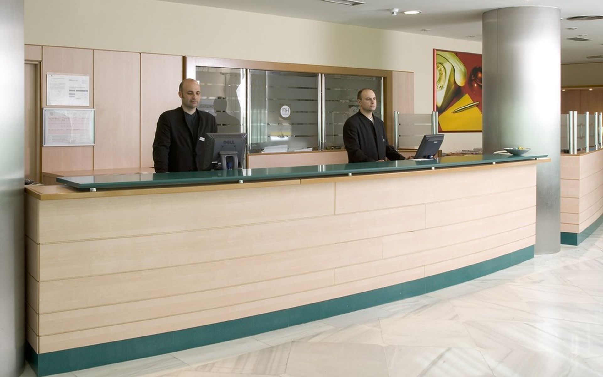 Hotel NH Madrid Barajas Airport Interior foto